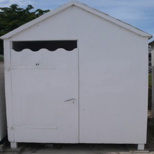 série photographique : cabane de plage au carré à port-manech