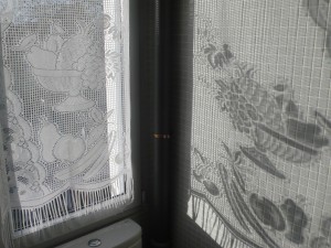 rideau et son reflet